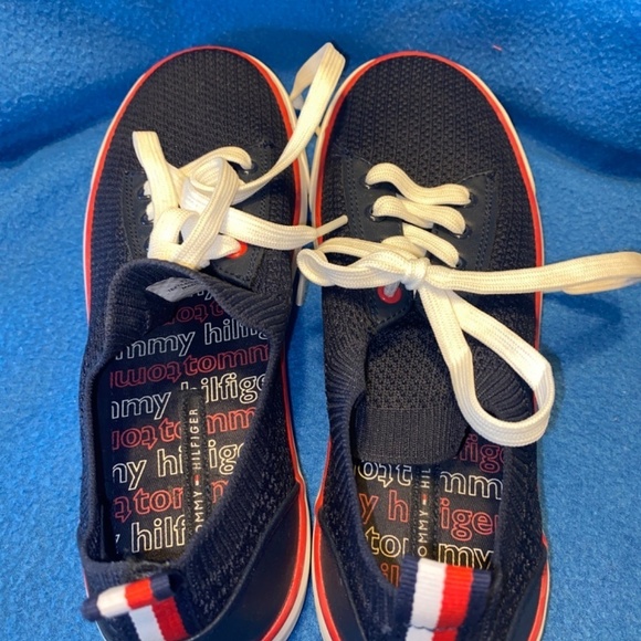 Tommy Hilfiger men’s size 8.5 sneakers like new - Picture 7 of 8